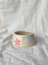 Load image into Gallery viewer, Hundaskál með texta - Fyrir hunda með síð eyru