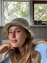 Load image into Gallery viewer, Hattur - Röndóttur