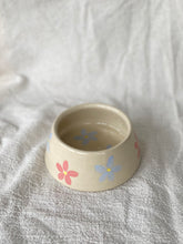 Load image into Gallery viewer, Hundaskál með texta - Fyrir hunda með síð eyru