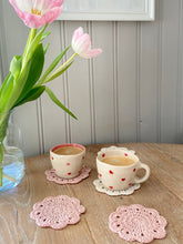 Load image into Gallery viewer, Glasamottur - Kremlitaðar