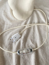 Load image into Gallery viewer, Lampi 6