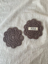 Load image into Gallery viewer, Glasamottur - Brúnar