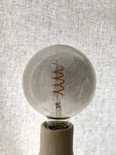 Load image into Gallery viewer, Lampi 4