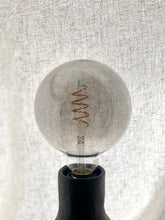 Load image into Gallery viewer, Lampi 3