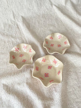 Load image into Gallery viewer, Bloom - Skál