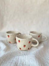 Load image into Gallery viewer, Jordbærhage - Bolli