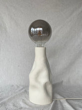 Load image into Gallery viewer, Lampi 4