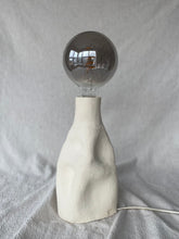 Load image into Gallery viewer, Lampi 6