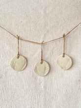 Load image into Gallery viewer, Jólaskraut - Ljóst