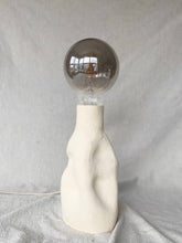 Load image into Gallery viewer, Lampi 6